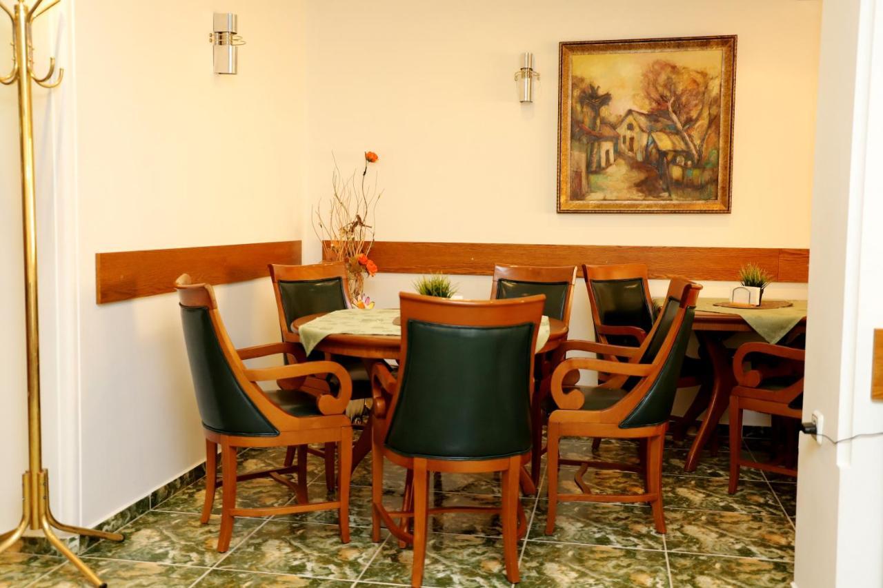Hotel Mishel Kocherinovo Εξωτερικό φωτογραφία
