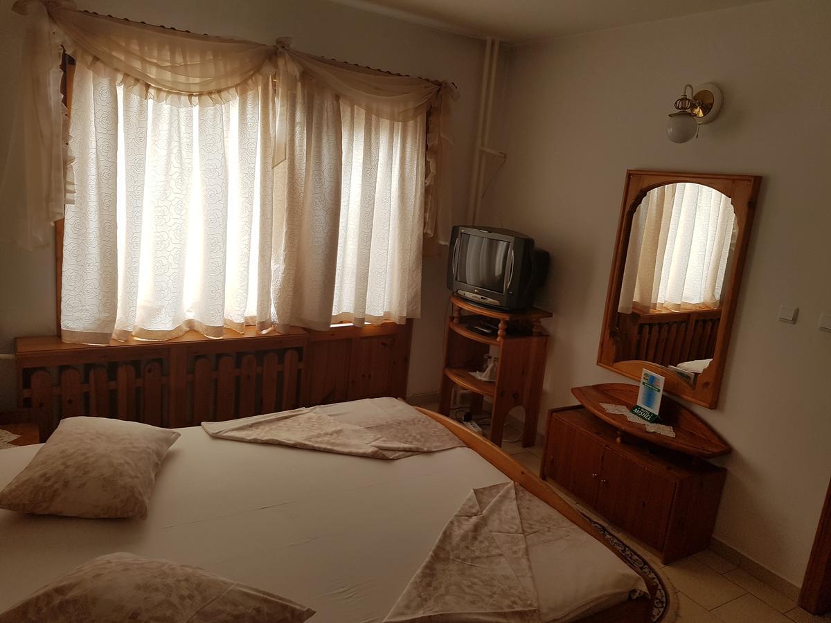 Hotel Mishel Kocherinovo Εξωτερικό φωτογραφία